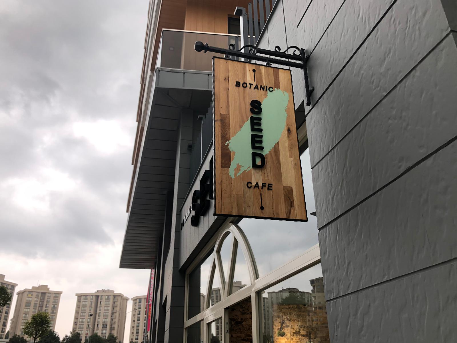 SANAT TABELALARI GÖZE HİTAB EDER