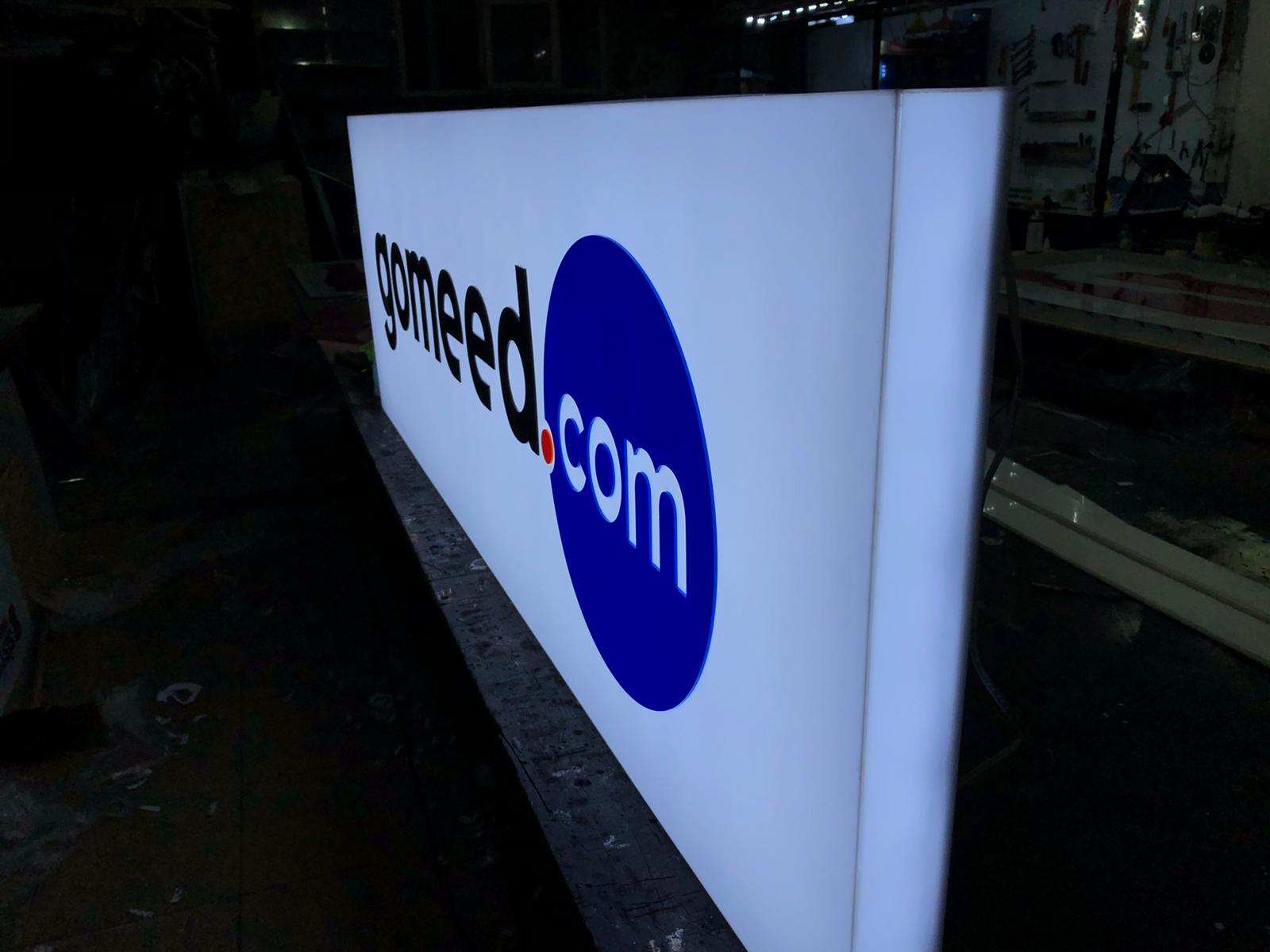 Gomeed  Genel Merkez Çatı Tabelası