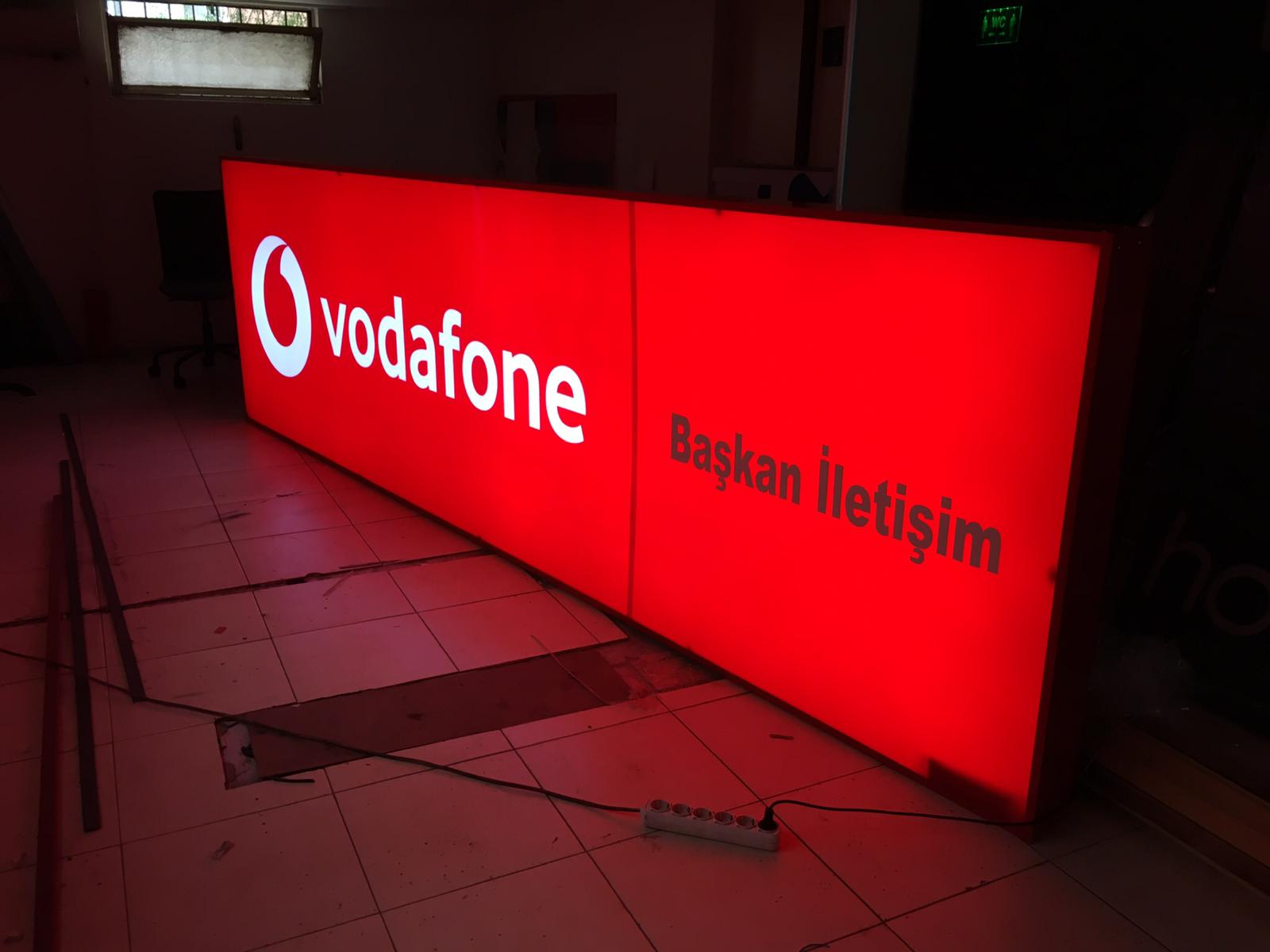 Yeni Vodafone Bayi Tabelası