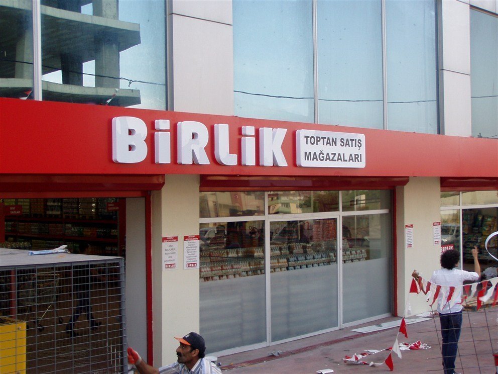alüminyum kompozit kutu harf ışıklı tabela