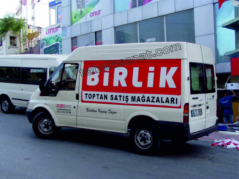 araç folyo kaplama giydirme yazma