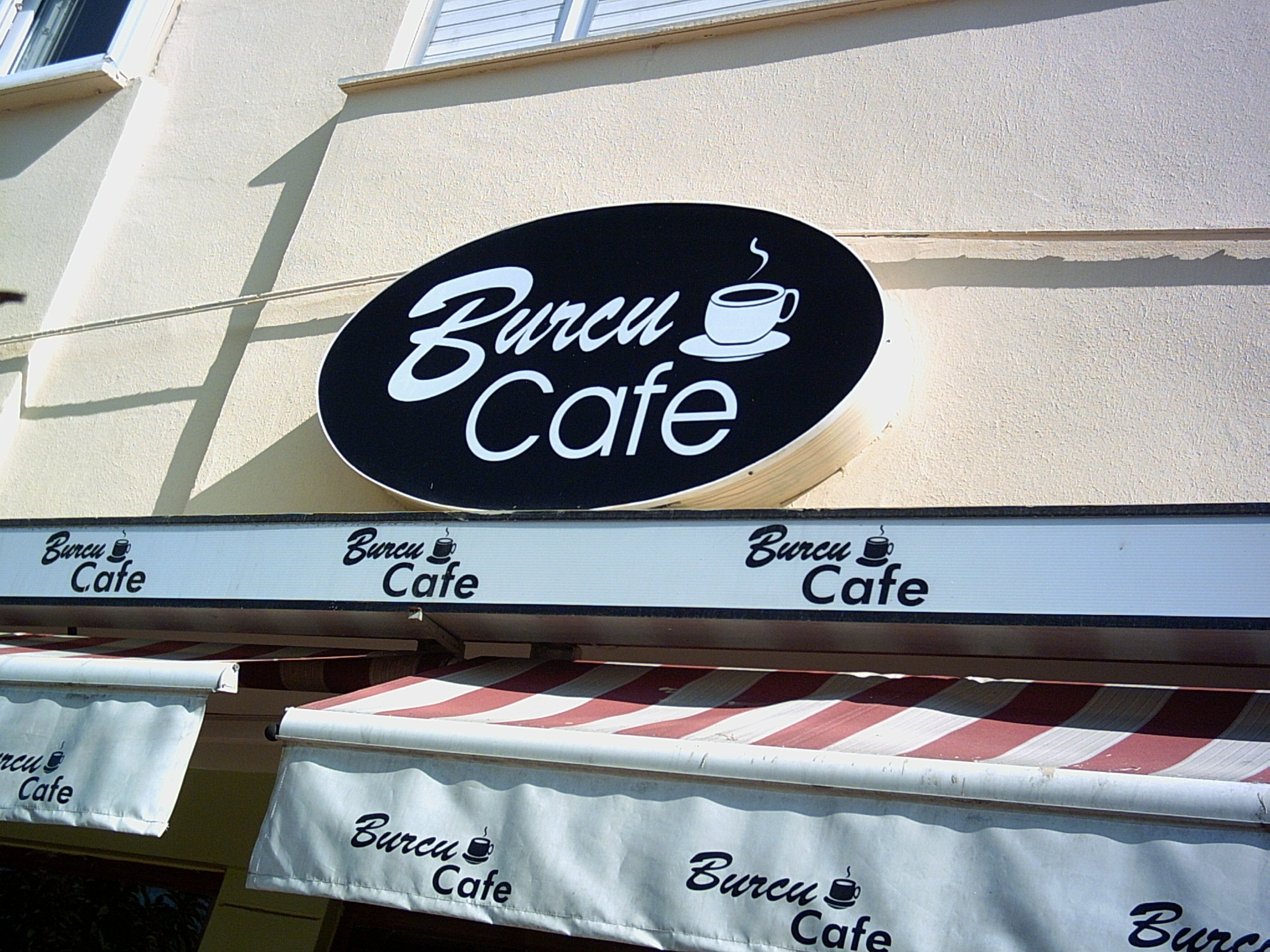 cafe elips pleksi led ışıklı tabela