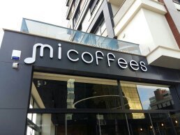 cefe restaurant pleksi ışıklı kutu harf tabela