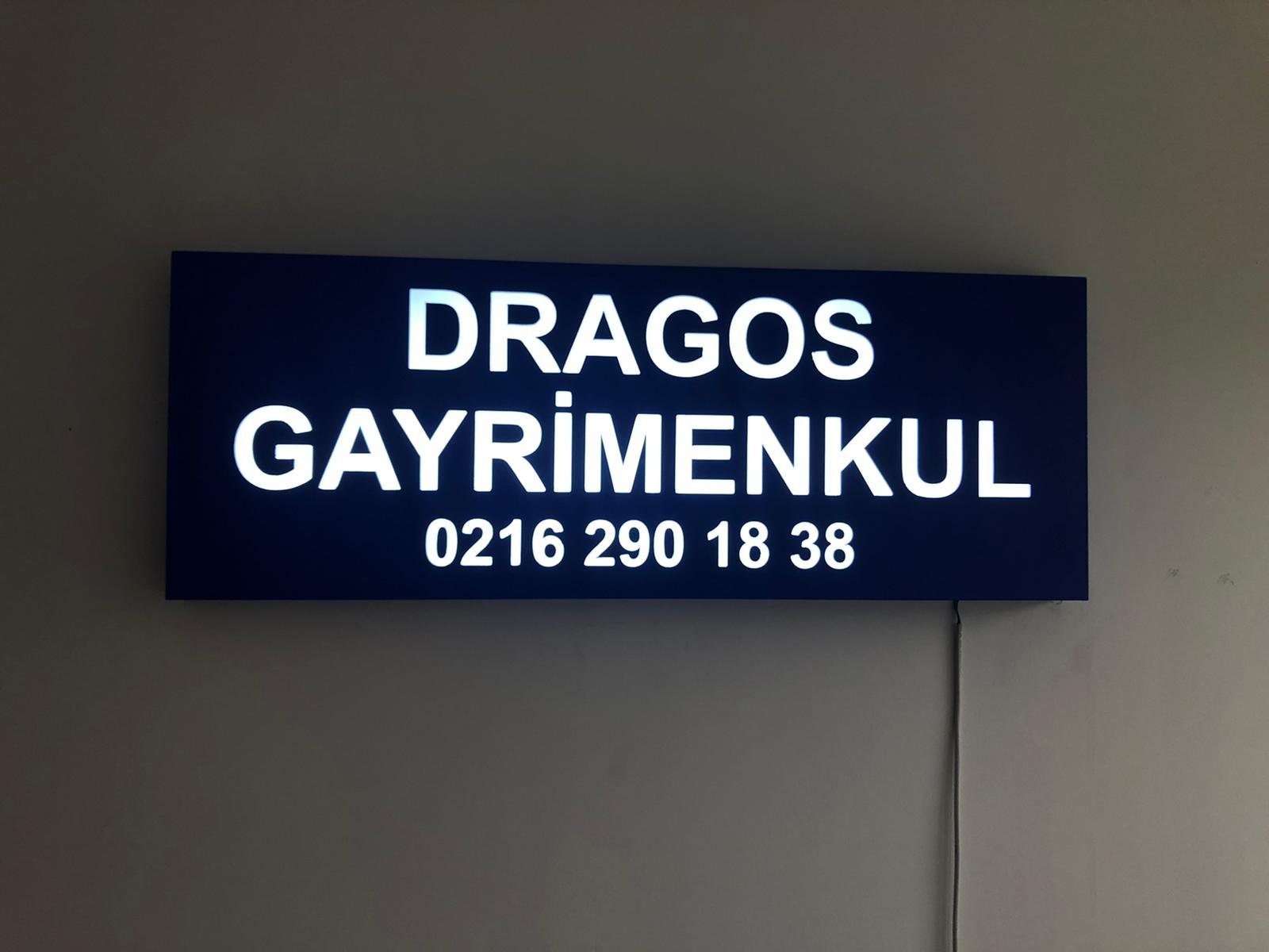 Dragos Gayrimenkul Işıklı Dekupe Oyma Tabela