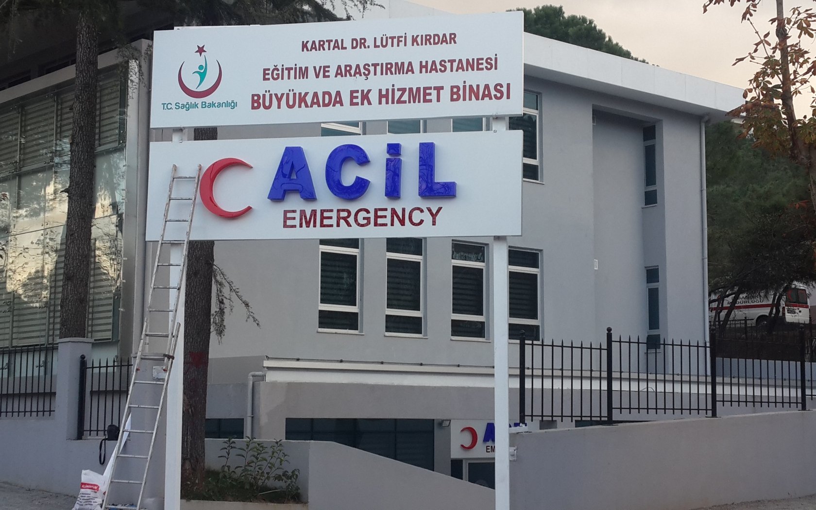 Hastane Dekupe Oyma Tabela