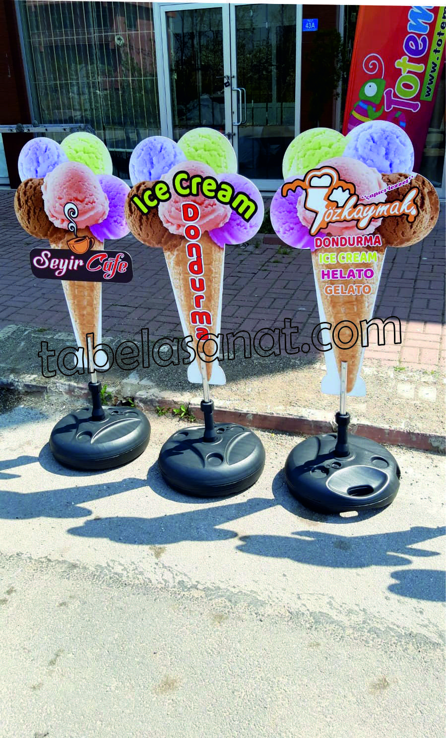 Kaldırım Dubası Dondurma Tabelası Tabela