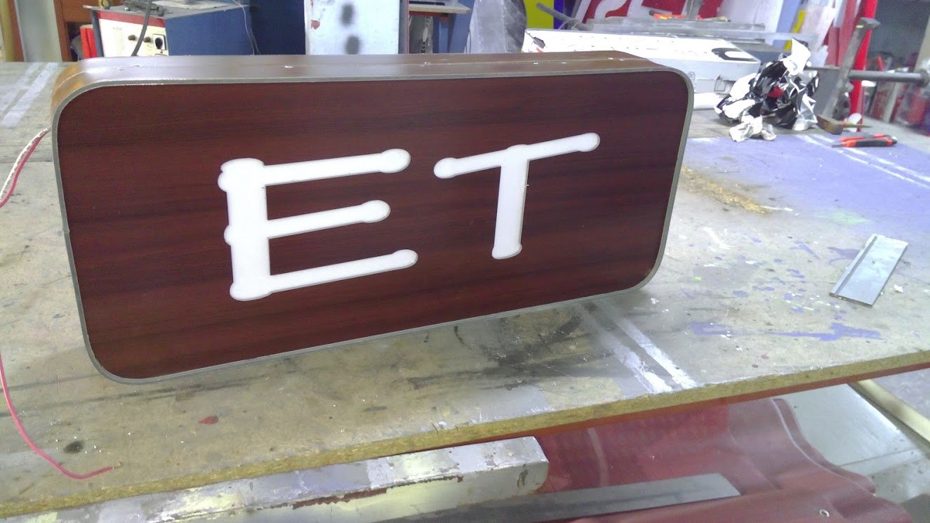 kasap et tavuk ışıklı dekupe tabela tabelası