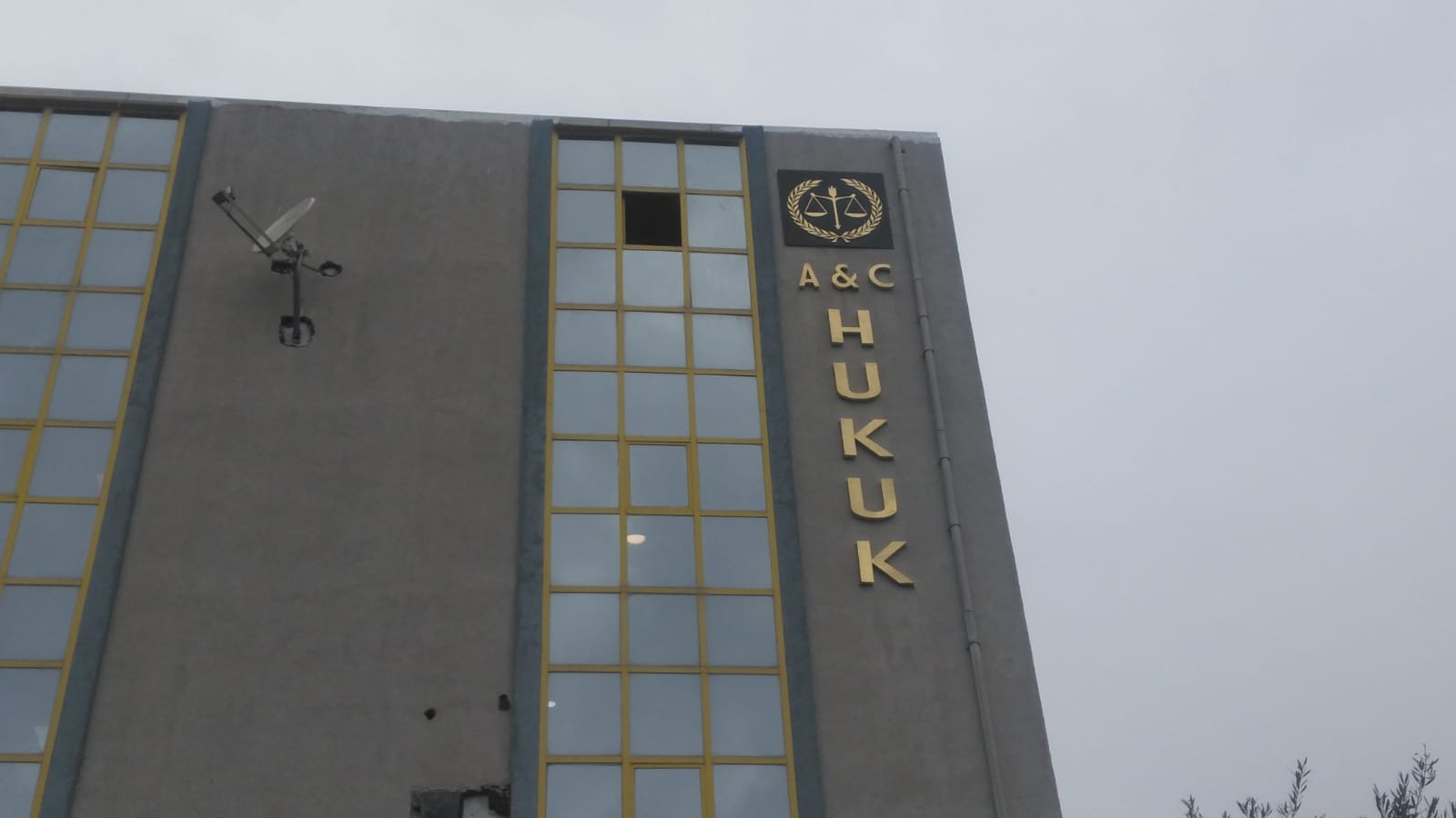 krom paslanmaz avukat hukuk  bürosu tabelası