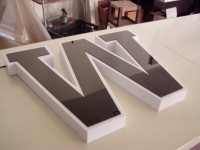 krom pleksi ışıklı kutu harf tabela imalat görselleri