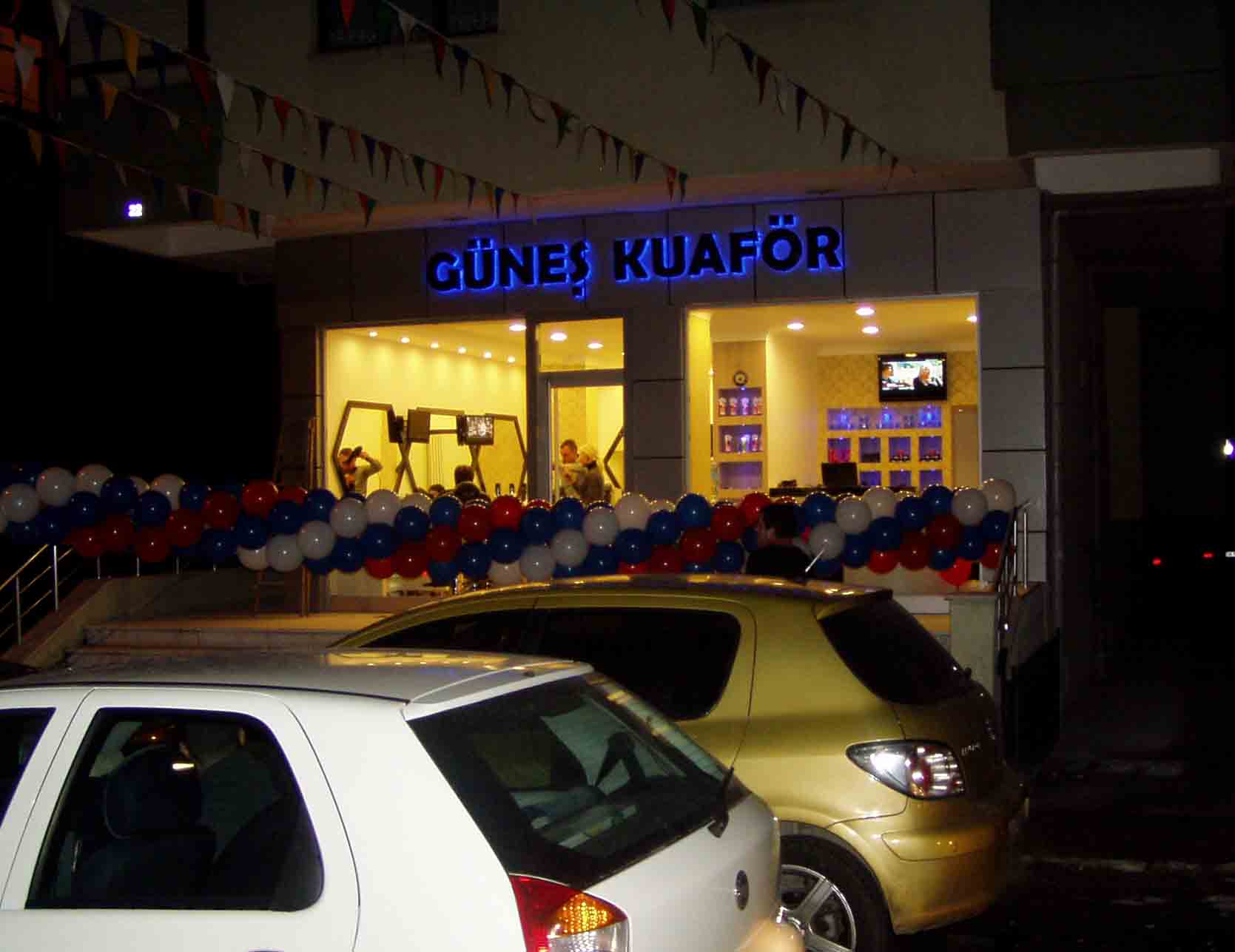 led ışıklı kutu harf kuaför tabelası tabela
