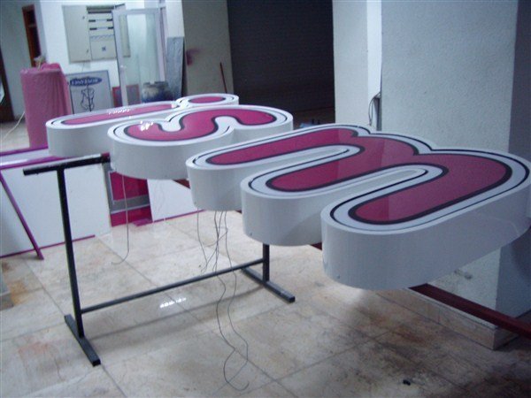 pleksi alüminyum kutu harf led ışıklı tabela