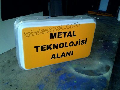 pleksi fon baskılı hazır ışıklı tabela