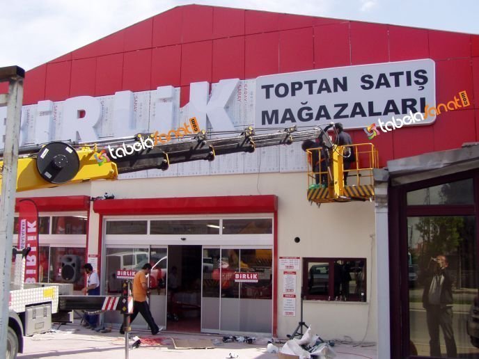 pleksi kutu harf ışıklı led tabela görseli