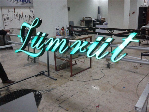 pleksi kutu harf led ışıklı tabela tabelası