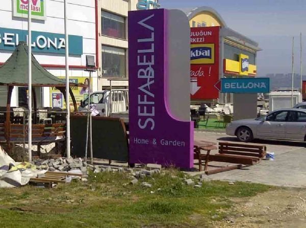 özel tasarım ışıklı totem tabela